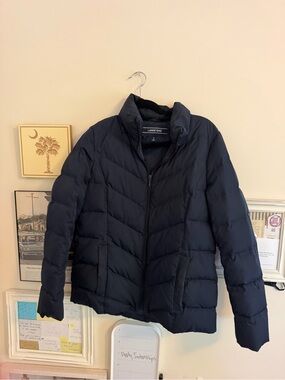 Lands' End Navy Puffer Jacket small